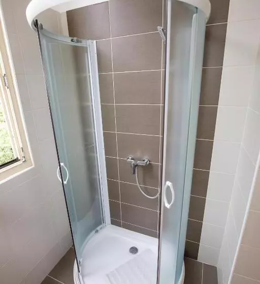 Majatalo Prenoćište Kastel