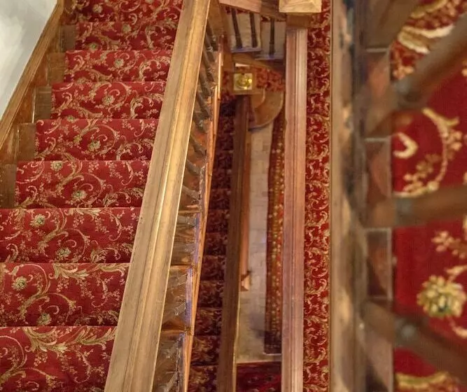 پانسیون Suites In A Manhattan Mansion