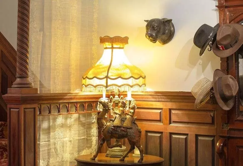 پانسیون Suites In A Manhattan Mansion