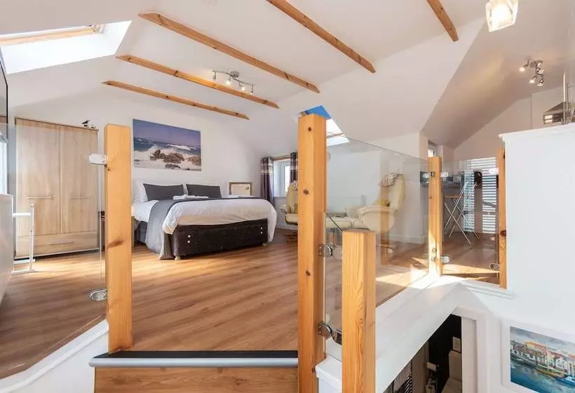 The Old Net Store   Cosy Anstruther Studio Flat