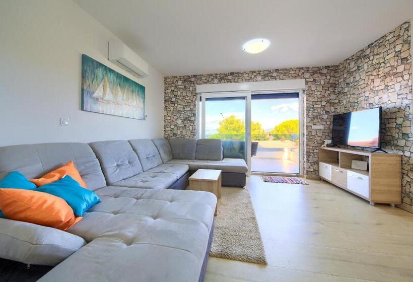 Apartments Nadica Deluxe