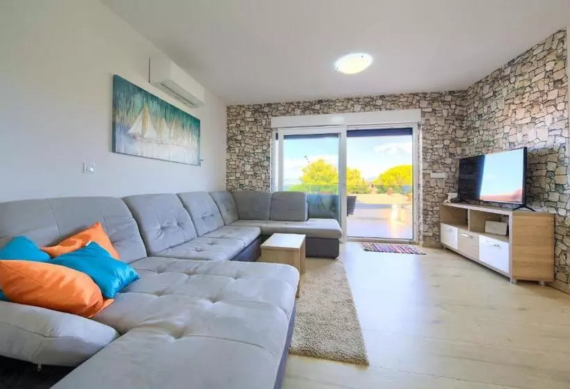 Apartments Nadica Deluxe