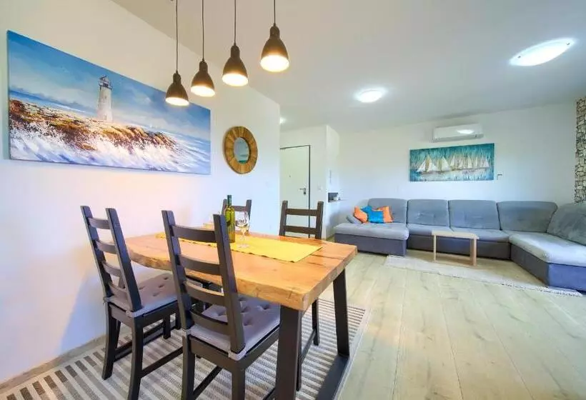 Apartments Nadica Deluxe