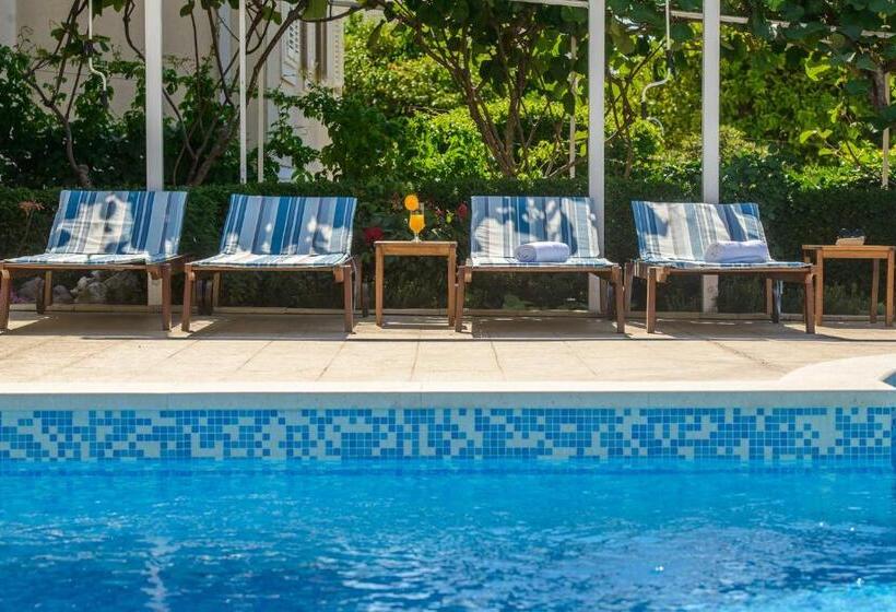 فندق Apartments Kasalo