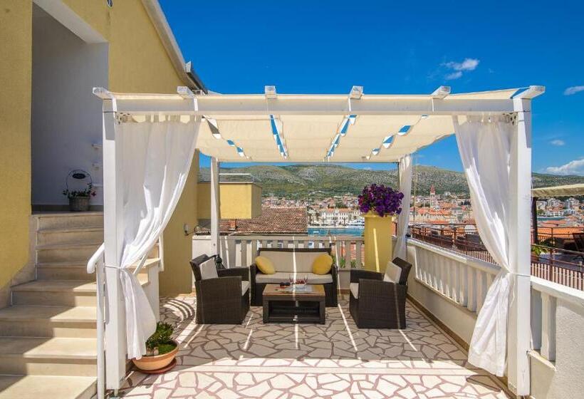 هتل Apartments Kasalo