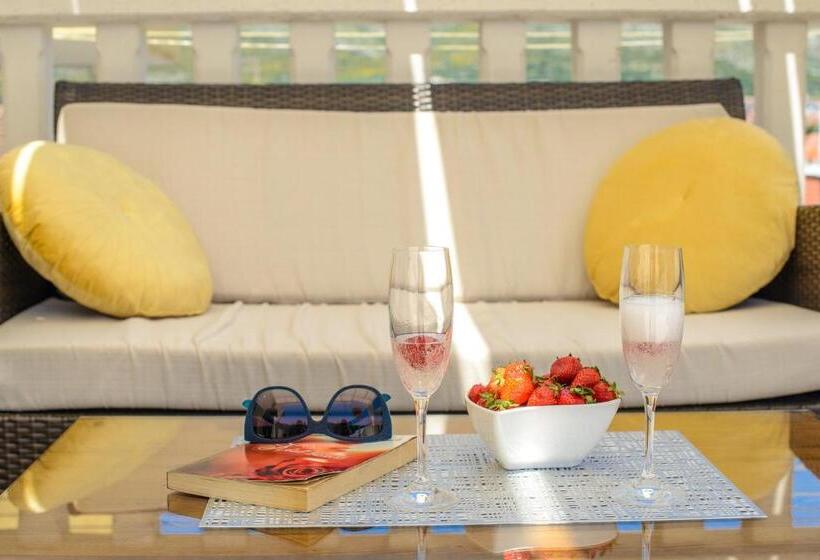 هتل Apartments Kasalo