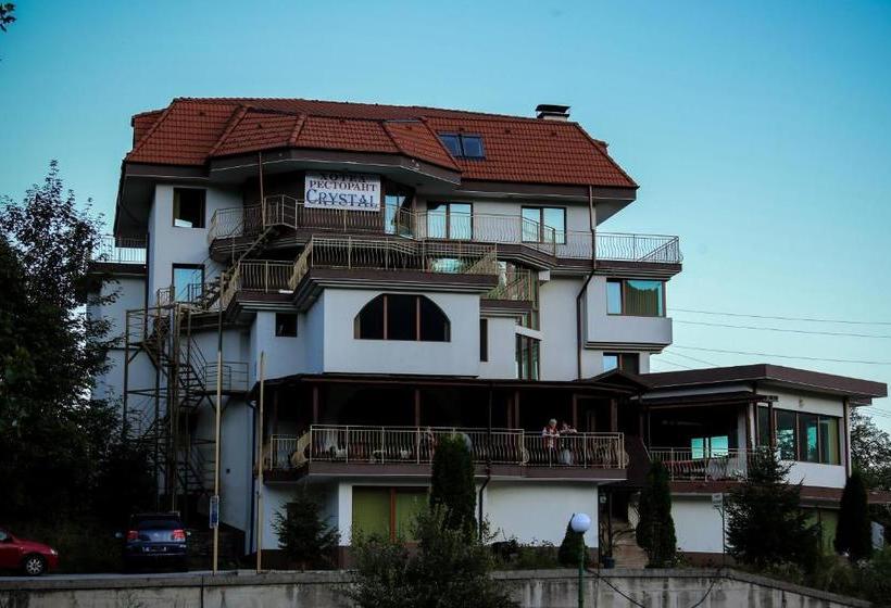 Hotell семеен хотел кристал