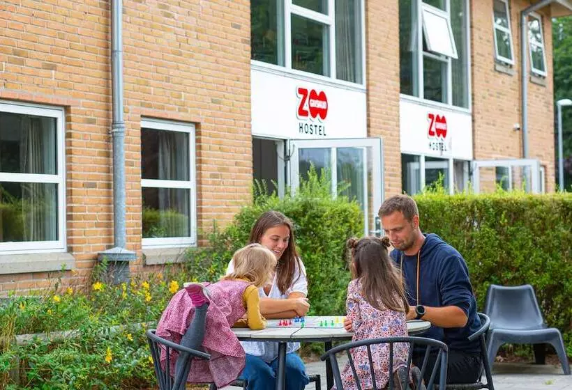 Hotelli Givskud Zoo Hostel