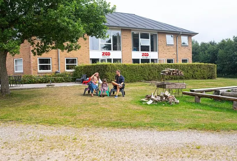 Hotelli Givskud Zoo Hostel