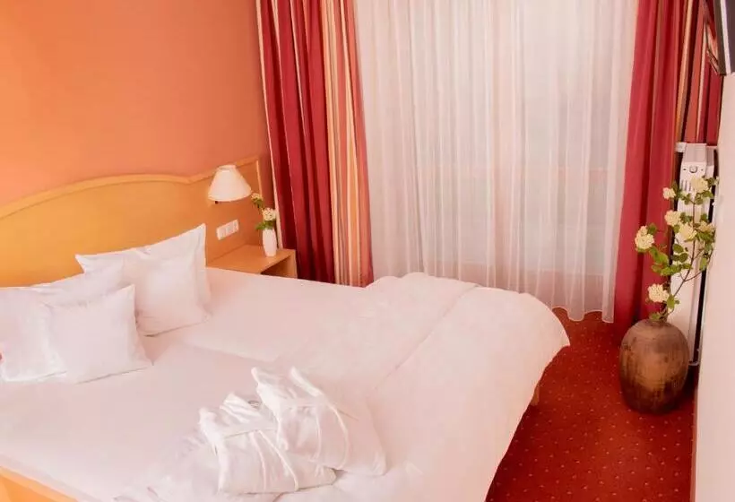 Golf  Und Landhotel Anetseder