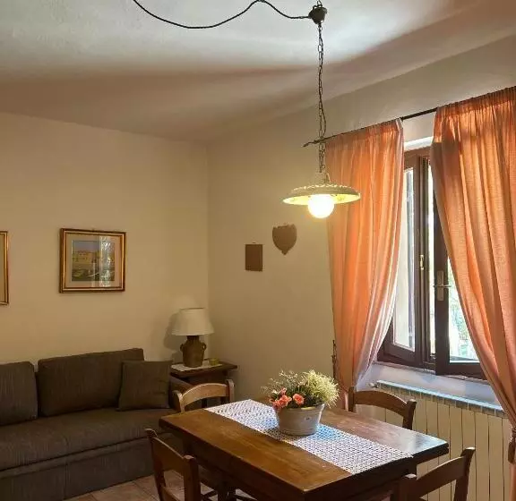 Hotelli Agriturismo Le Pescine