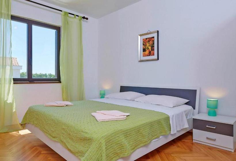 ホテル Villa Kristalis In Medulin Istrien