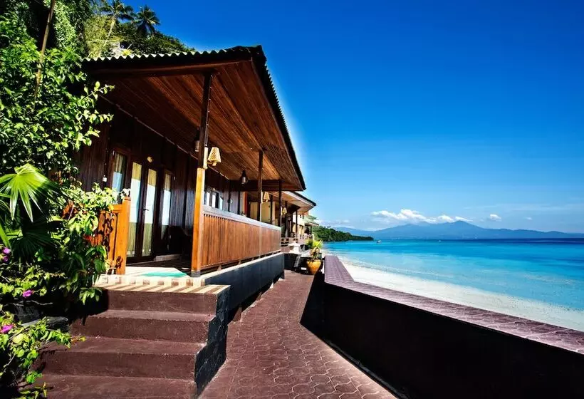 ホテル Bastianos Bunaken Dive Resort