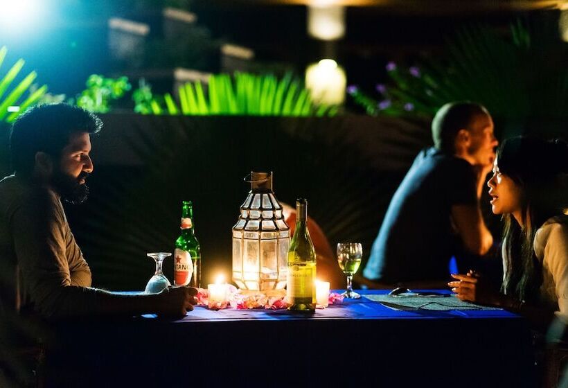 Hotelli Bastianos Bunaken Dive Resort