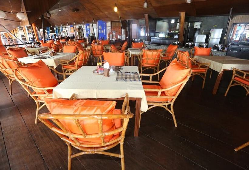 Hotelli Bastianos Bunaken Dive Resort