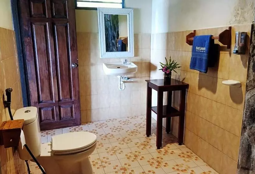 ホテル Bastianos Bunaken Dive Resort
