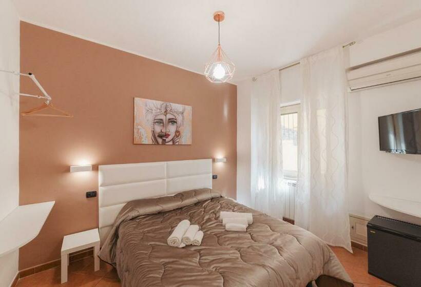 ホテル Fontana Vecchia