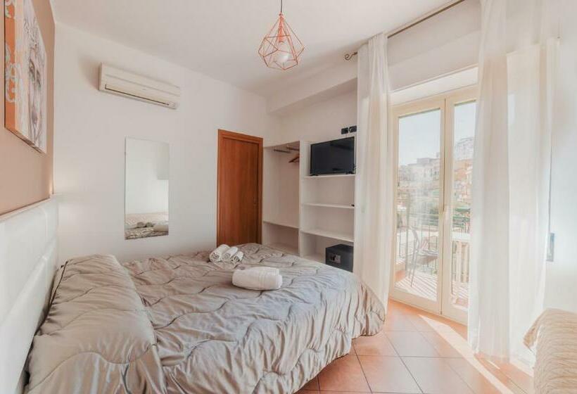 ホテル Fontana Vecchia