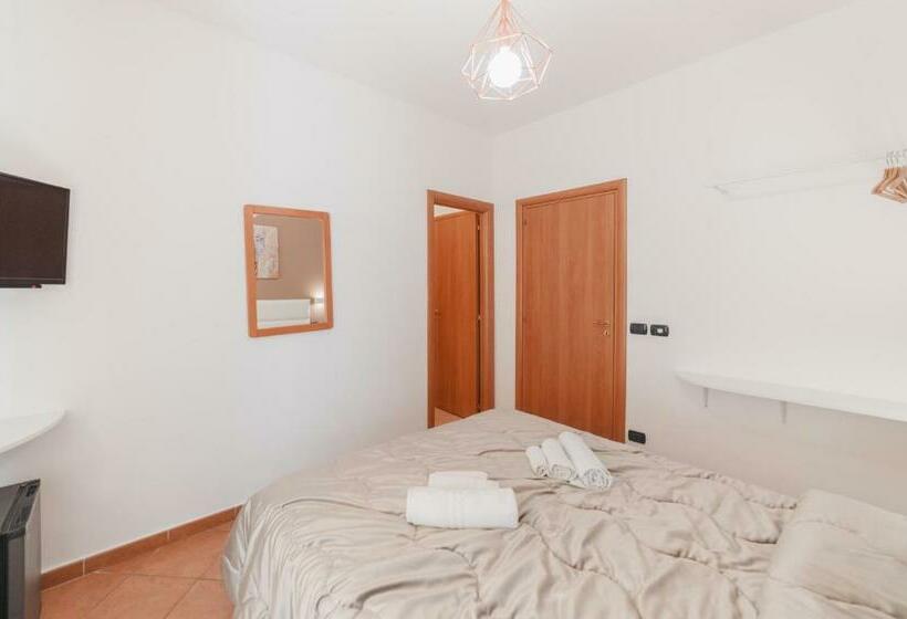 ホテル Fontana Vecchia