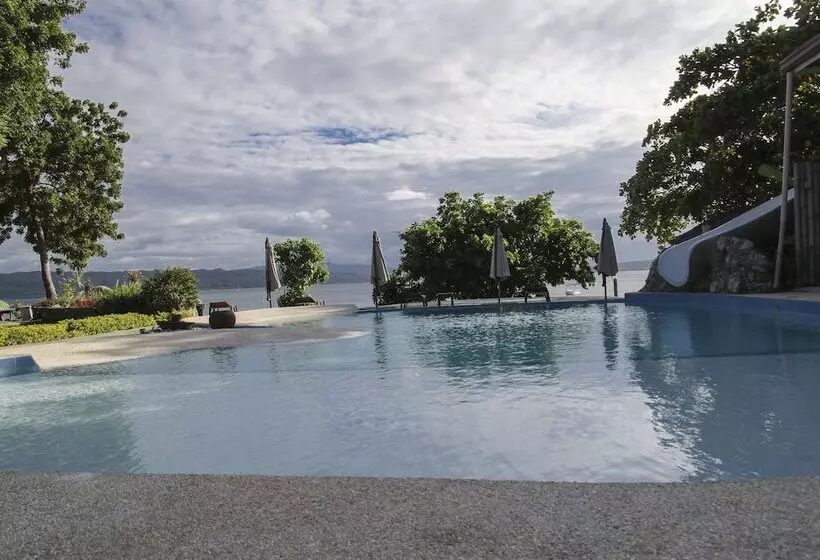 هتل Isla Hayahay Beach Resort And Restaurant