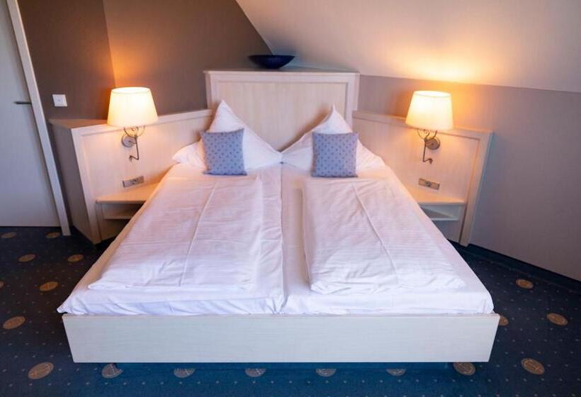 Anker S Hörn Hotel & Restaurant Auf Der Hallig Langeness