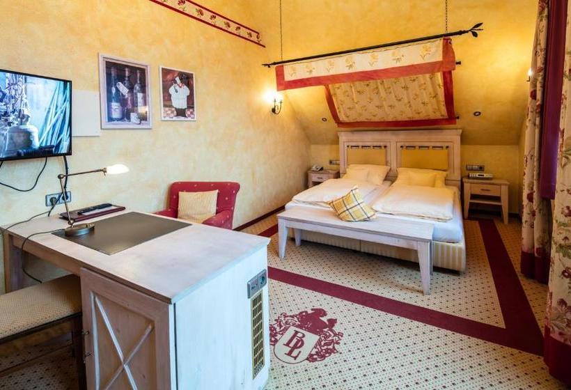 فندق Blessings Land