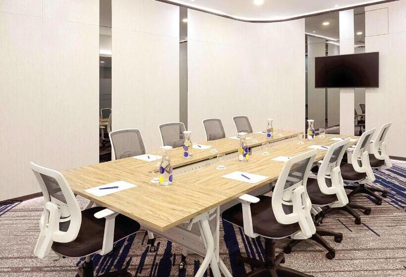 Novotel Suites Yogyakarta Malioboro