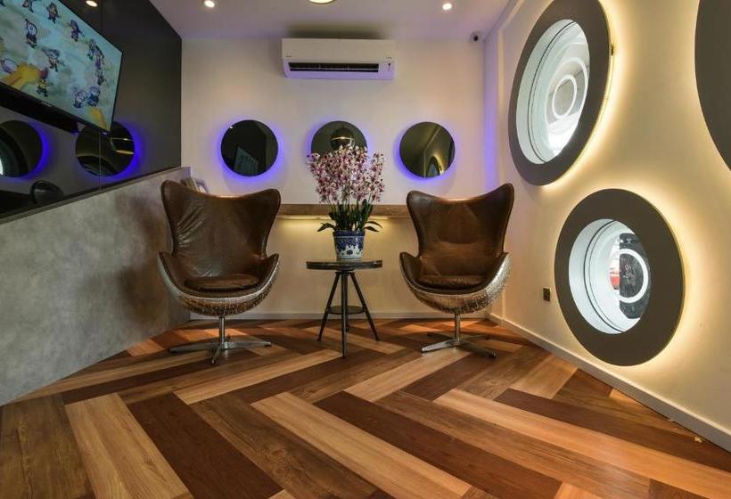 هتل Laman Green The Boutique