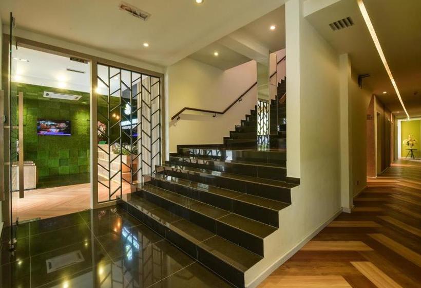 هتل Laman Green The Boutique