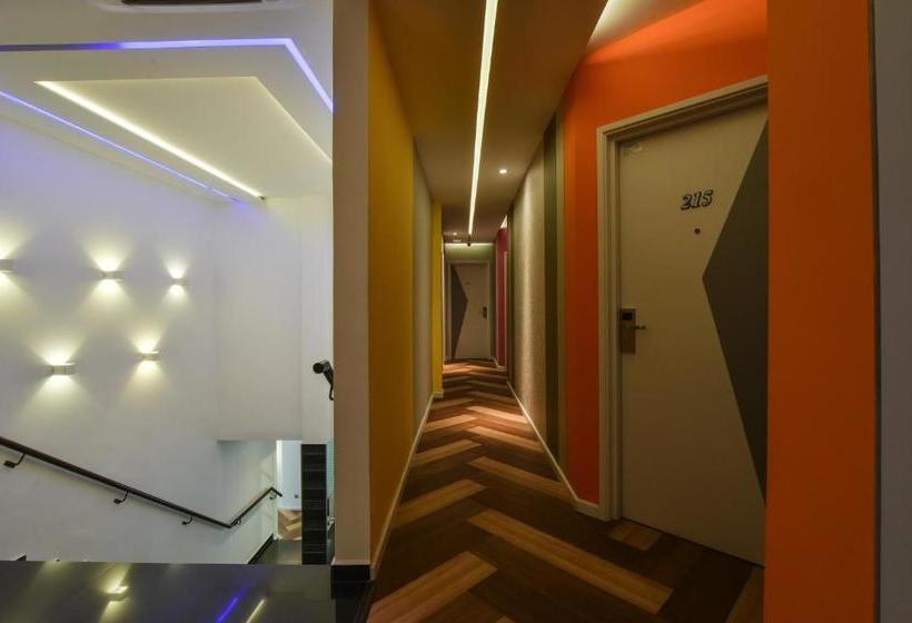 هتل Laman Green The Boutique