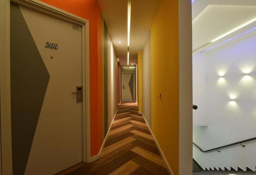 هتل Laman Green The Boutique