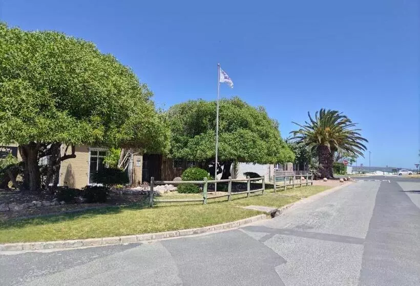 Hotelli Puza Moya Guest House