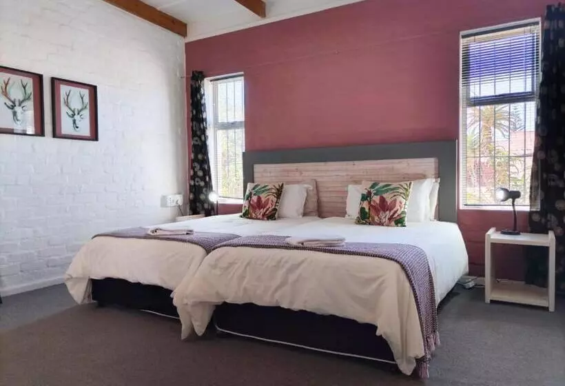 Hotelli Puza Moya Guest House