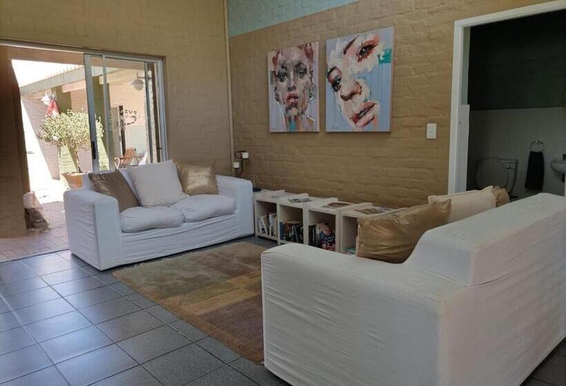 בית מלון כפרי Puza Moya Guest House