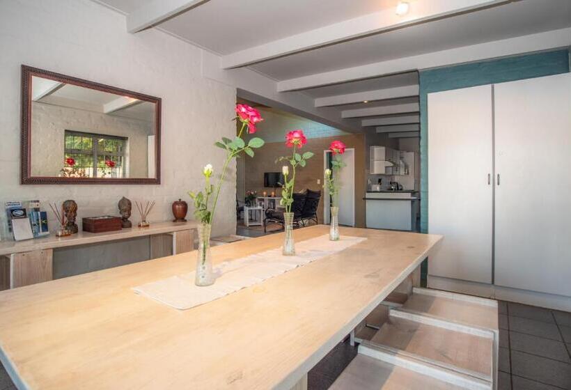 בית מלון כפרי Puza Moya Guest House