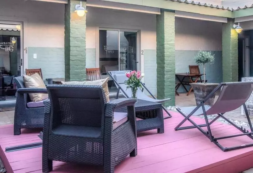 Hotelli Puza Moya Guest House