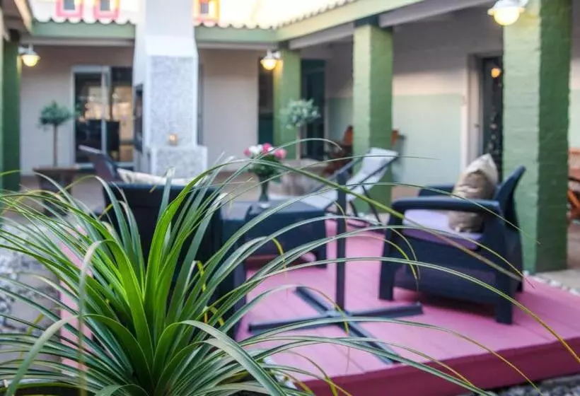 Hotelli Puza Moya Guest House