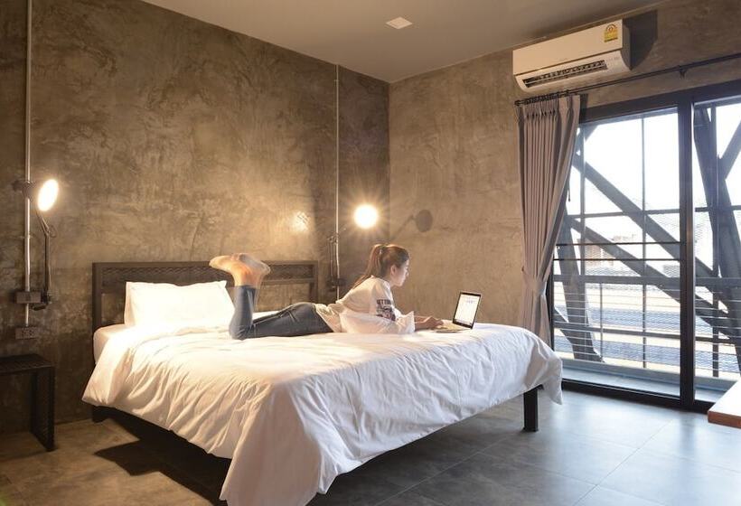 בית מלון כפרי Bed & Bike Hostel