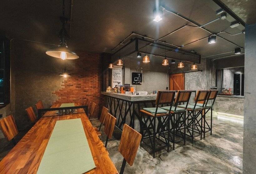 בית מלון כפרי Bed & Bike Hostel