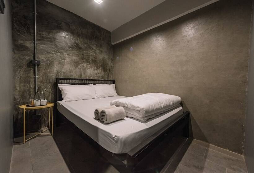 בית מלון כפרי Bed & Bike Hostel