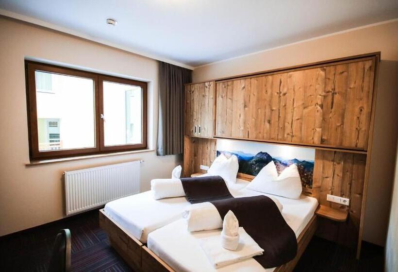 فندق Der Wolkensteinbär