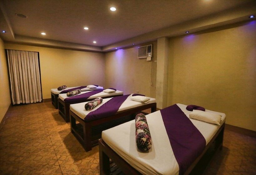 Queen Margarette Hotel Main