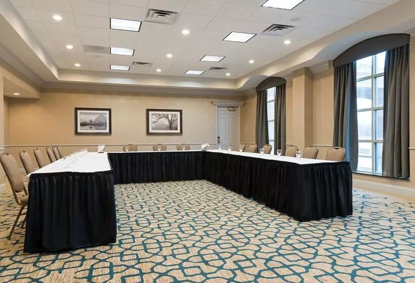 호텔 Doubletree By Hilton Pleasant Prairie Kenosha