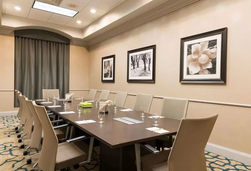 호텔 Doubletree By Hilton Pleasant Prairie Kenosha