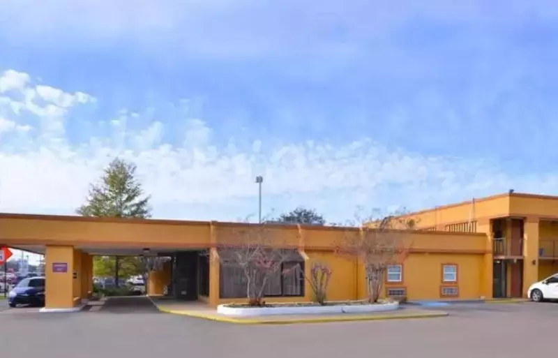 Отель Quality Inn