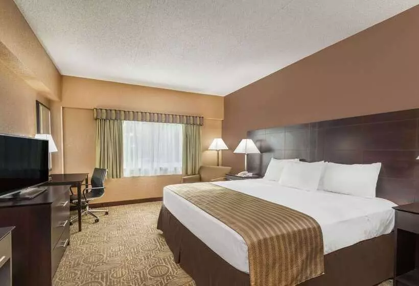 Ramada By Wyndham Paintsville Hotel & Conference Center