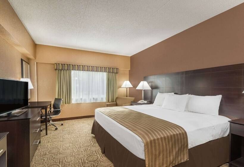 Ramada By Wyndham Paintsville Hotel & Conference Center