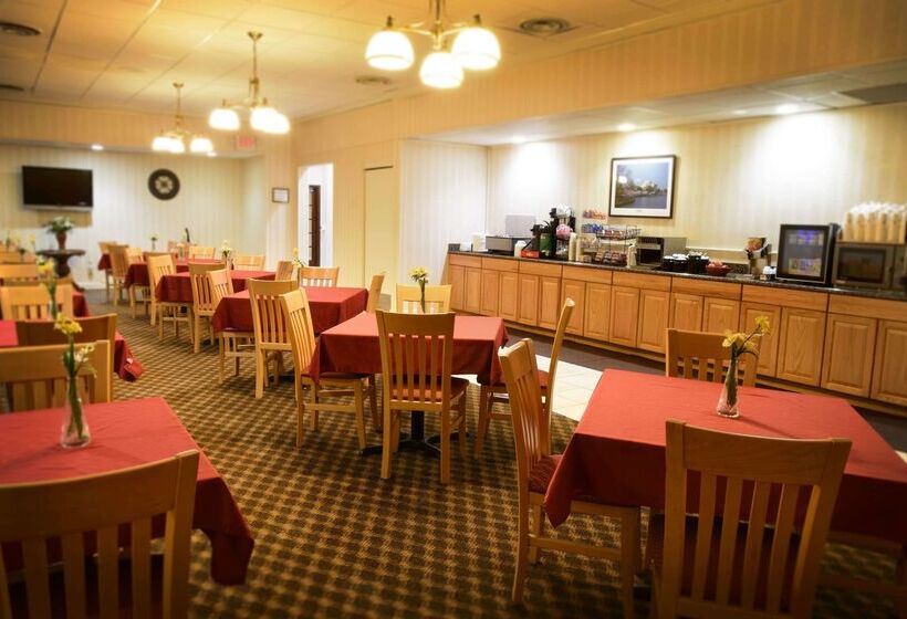 בית מלון כפרי Ramada By Wyndham Triangle/quantico