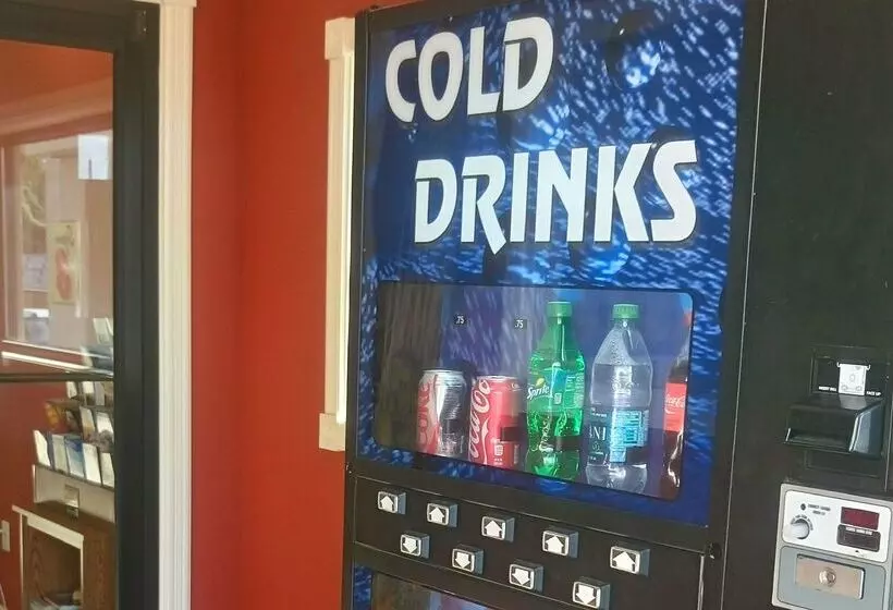 هتل Super 8 By Wyndham Dover