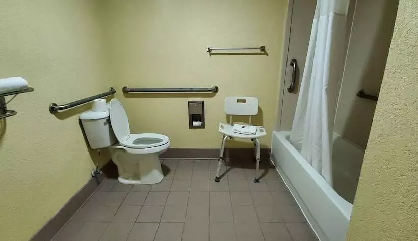 Motel 6 Savannah, Ga   Gateway & I 95